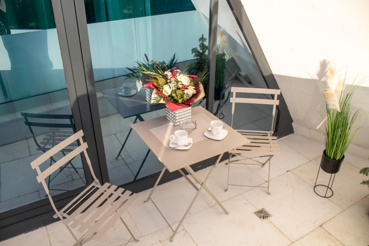 Wings Luxury Suites Kluż-Napoka Zewnętrze zdjęcie